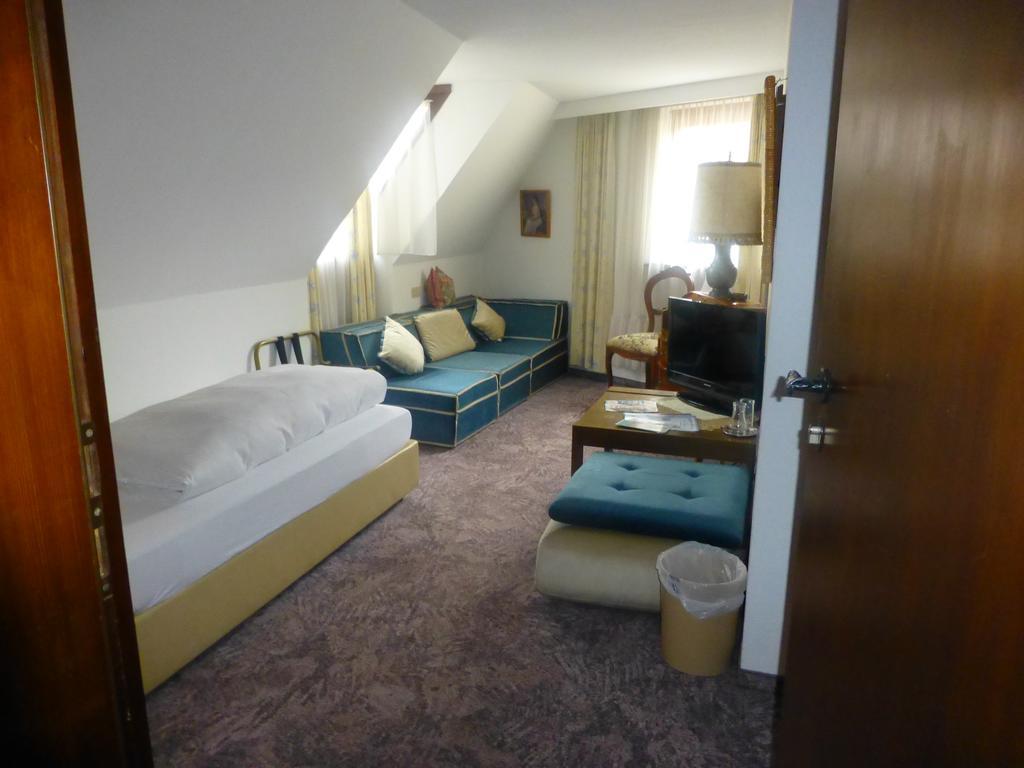 Resengoerg Hotel Ebermannstadt Szoba fotó